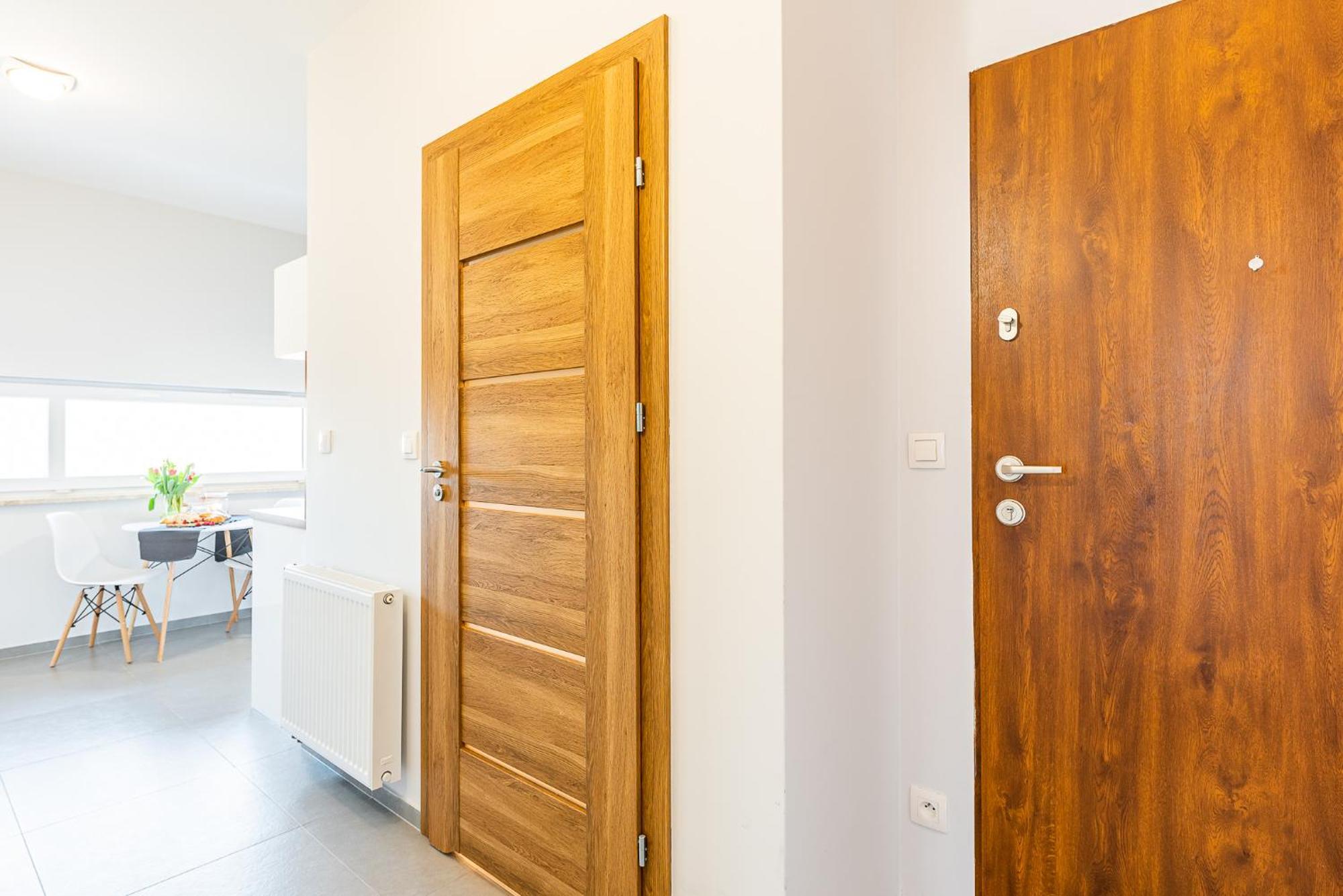 Apartamenty Tespis - Francuska Atal Park II カトヴィツェ エクステリア 写真