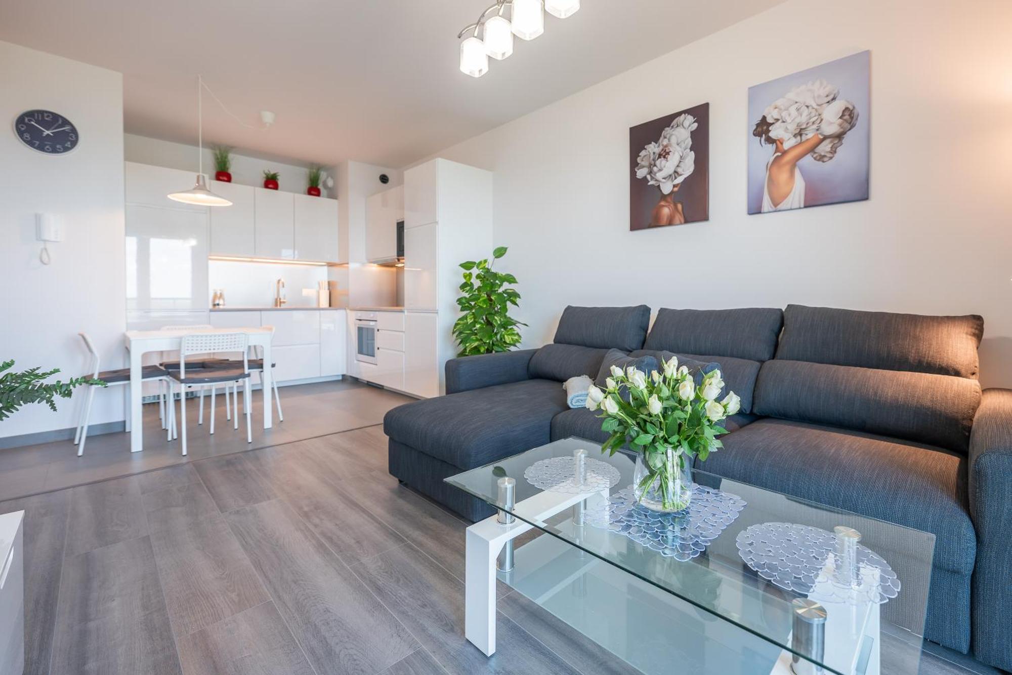 Apartamenty Tespis - Francuska Atal Park II カトヴィツェ エクステリア 写真